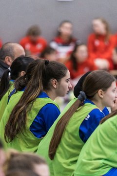 Bild 152 - B2 Loewinnen Cup